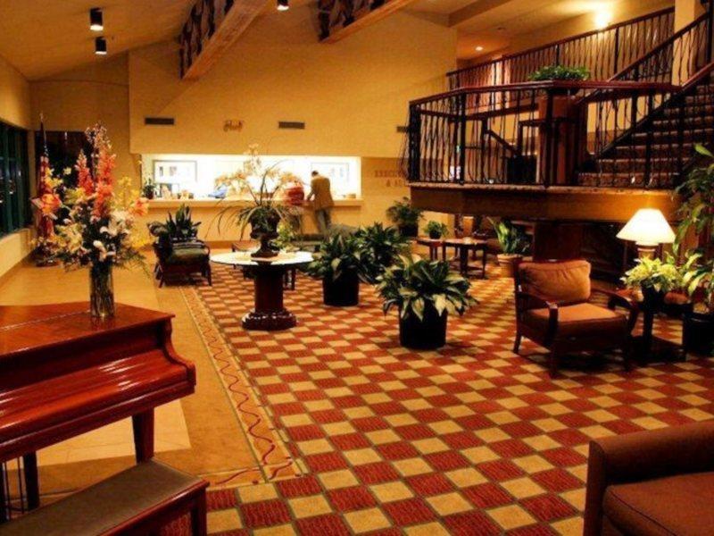 Executive Inn & Suites Оакланд Экстерьер фото